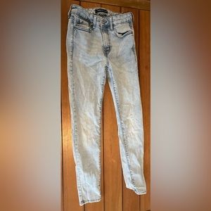 Aeropostale light wash jeans